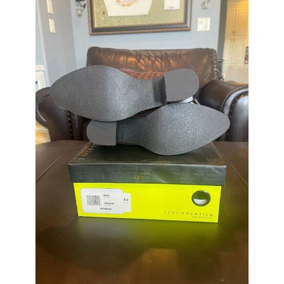 Very Volatile Woman Zeke Brown Leather Studded Boots - Picture 2 of 11